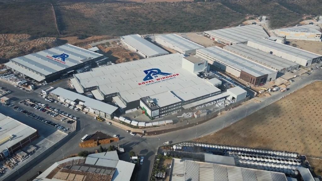Aerial view of the Royal Windoor manufacturing and storage facility