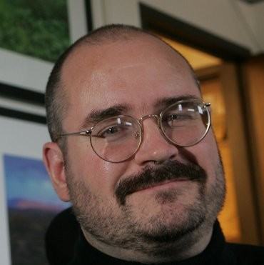 Portrait of Dr. Kevin E. Bassler